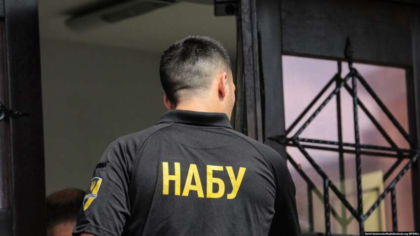 Дело "НАБУгейт": детективы запретили прослушивающим адвокатам общаться со СМИ Дело "НАБУгейт": детективы запретили прослушивающим адвокатам общаться со СМИ