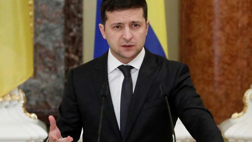 Зеленський хоче провести місцеві вибори на Донбасі і в Криму в жовтні