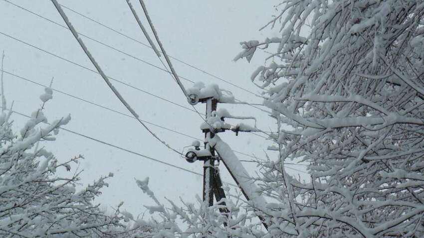 Украинцев предупредили о дополнительных перебоях с электричеством