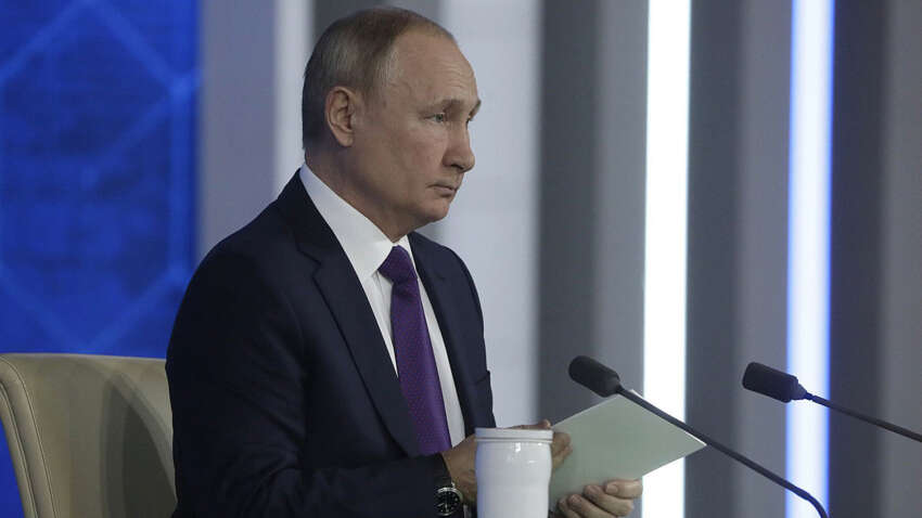 Путін в Індії зробив нову божевільну заяву, чому напав на Україну Путін в Індії зробив нову божевільну заяву, чому напав на Україну