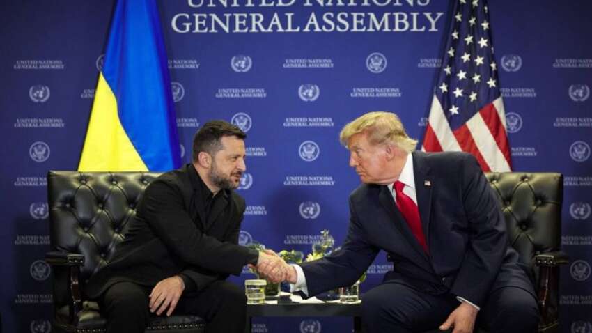 Трамп потребовал заменить Зеленского: чем ответил Киев и Брюссель Трамп потребовал заменить Зеленского: чем ответил Киев и Брюссель