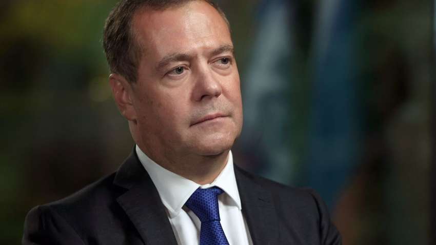 Медведєв запропонував українцям «знову відчути себе русскімі»