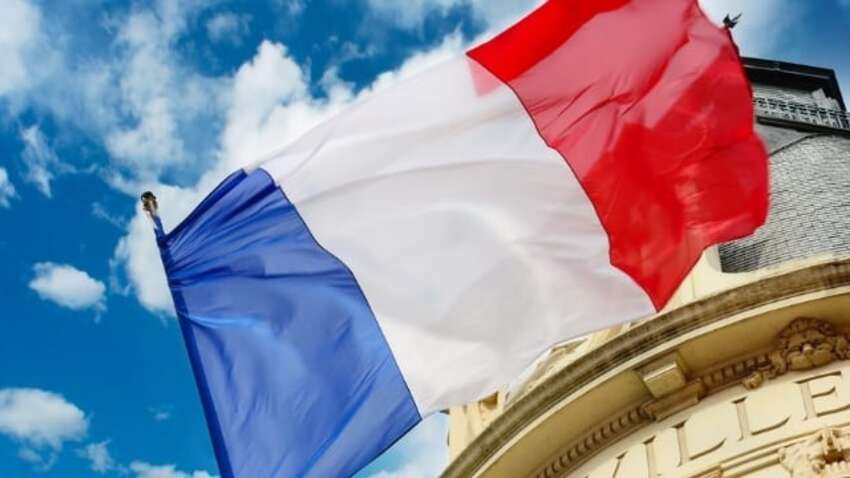 Россия решила взяться за Францию: какую задачу поставил Путин