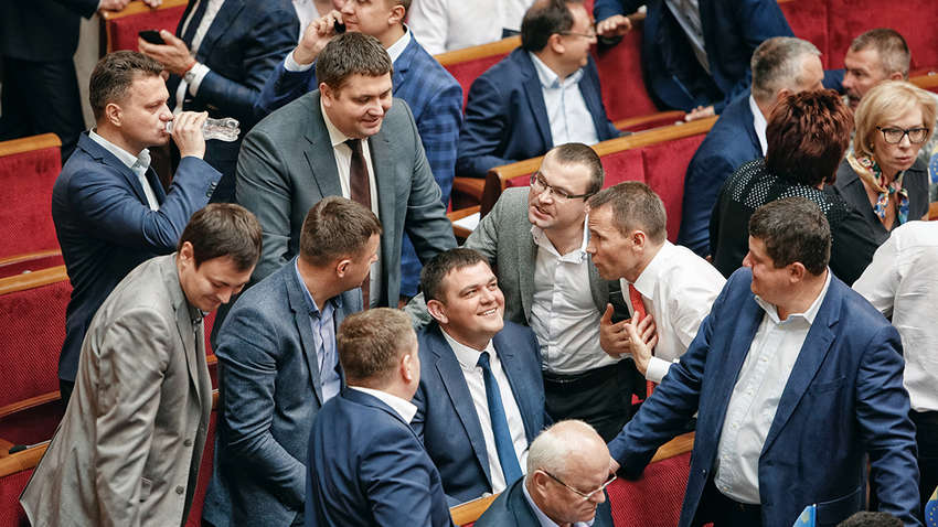 У "Слузі народу" працює своя служба безпеки, яка за всіма наглядає