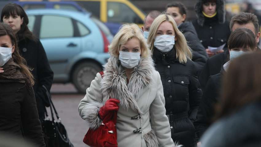 Омикрон наступает: иммунолог предостерег Украину о высокой цене