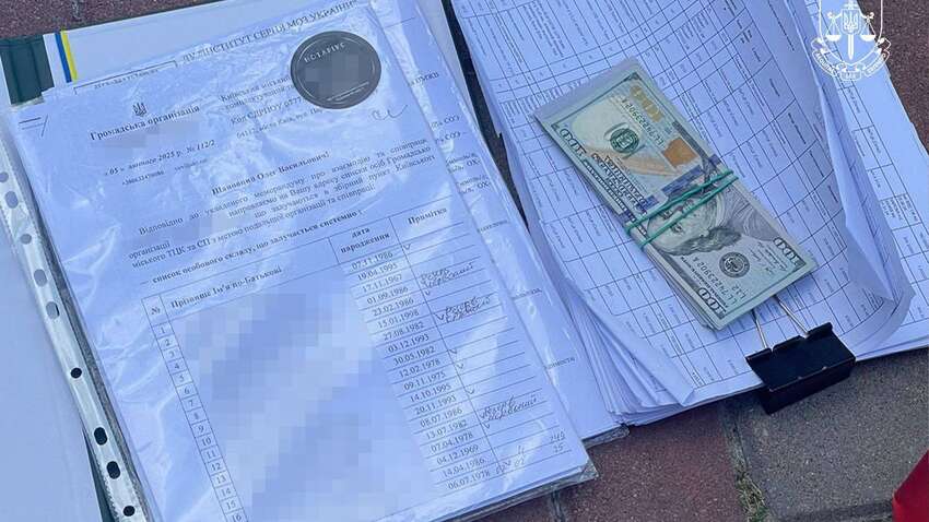 Скандал с мобилизацией в Киеве: на чем погорел работник ТЦК