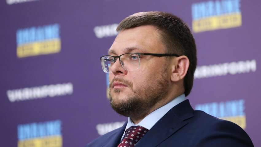 ЗМІ: Антикорупціонери масово відмовилися коментувати ймовірно фіктивне батьківство директора НАБУ Кривоноса