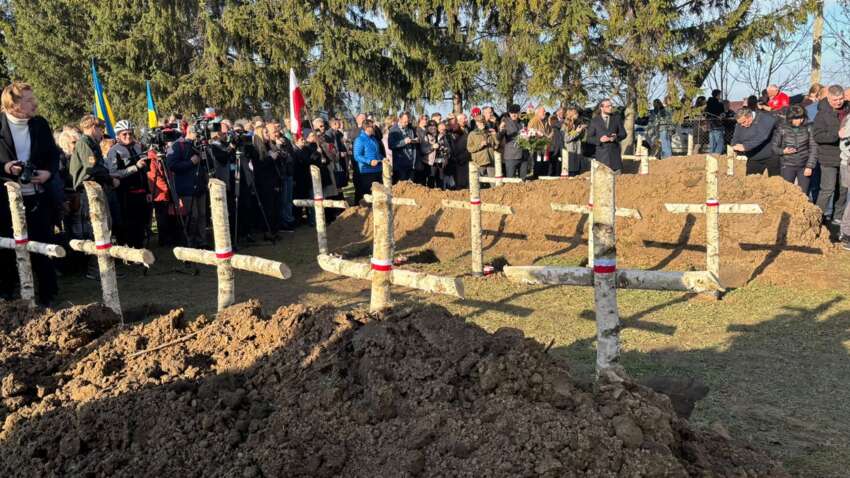 В Мостиськах перезахоронили польских воинов – важный жест исторического примирения