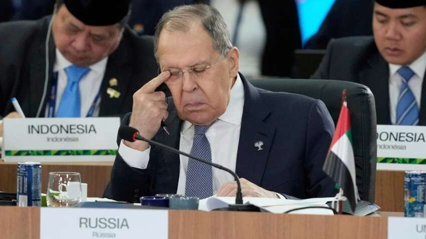 Лавров прямо намекнул на продолжение войны: озвучено новое циничное требование к Украине Лавров прямо намекнул на продолжение войны: озвучено новое циничное требование к Украине