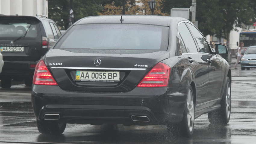 Кабмин установил цены на "особые" автономера