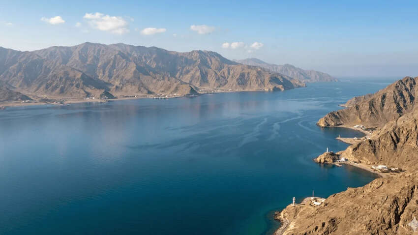 Ормузский пролив может быть разблокирован: по каким важным объектам Ирана ударили США