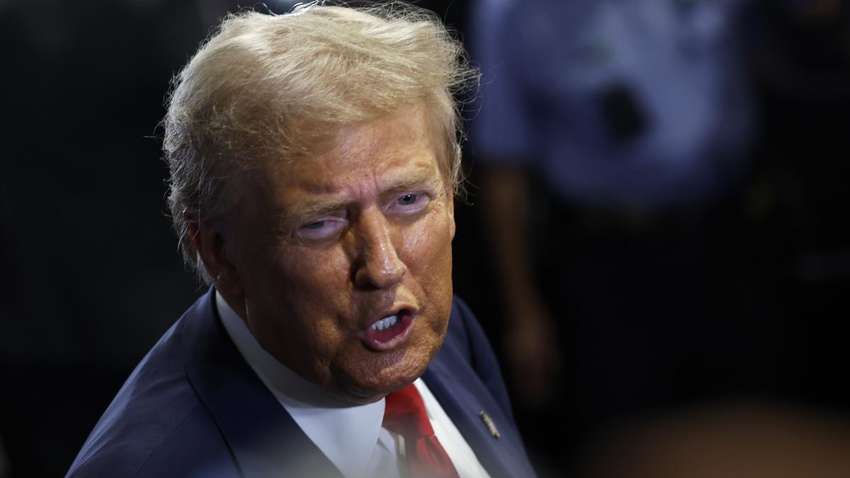 Трамп ответил, почему на него покушались: кого он обвинил Трамп ответил, почему на него покушались: кого он обвинил