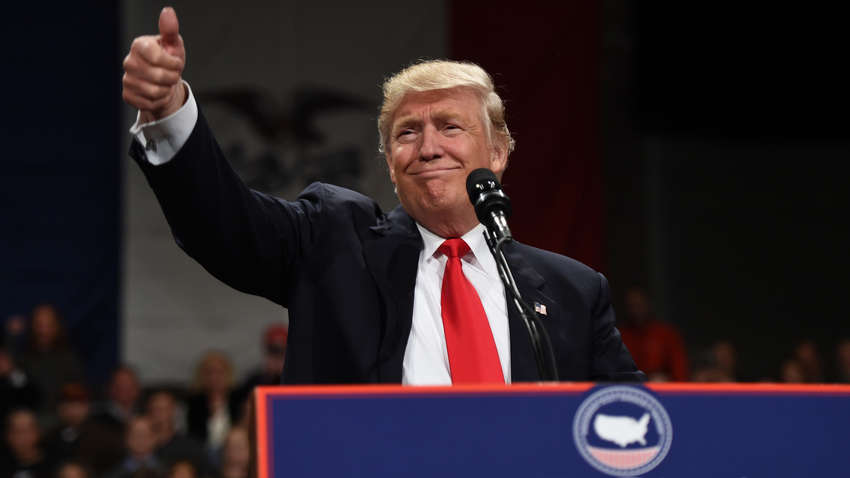 Трамп продовжив режим НС через загрозу втручання у вибори