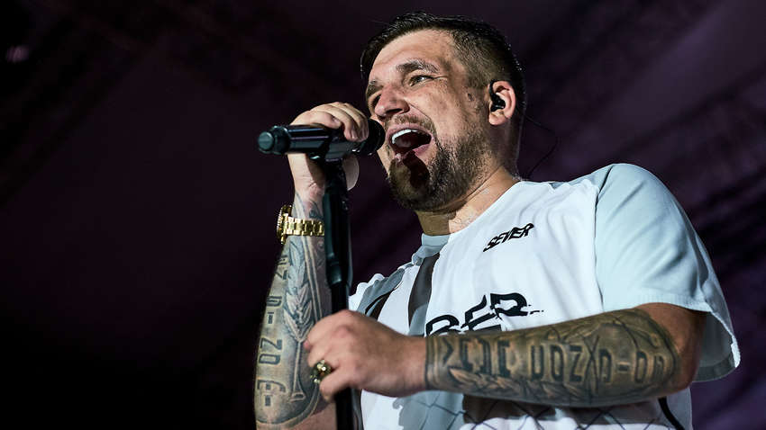 Російського репера, який підтримав Путіна, звинуватили у зґвалтуванні фанатки Російського репера, який підтримав Путіна, звинуватили у зґвалтуванні фанатки