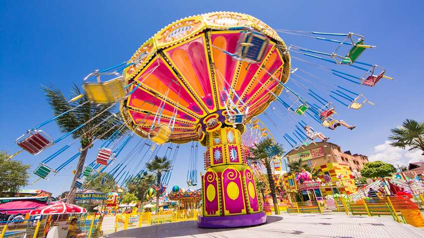 Небезпечні атракціони: як не постраждати під час розваги