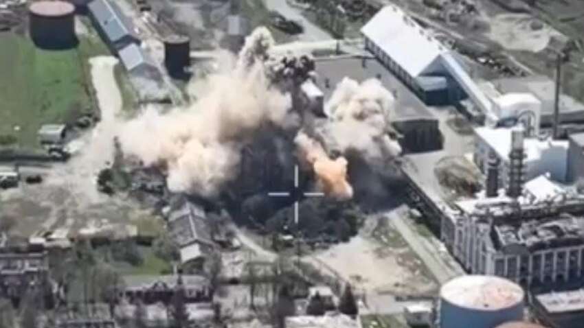 «Жирний» удар по Росії: у Генштабі повідомили, куди вдарили ЗСУ «Жирний» удар по Росії: у Генштабі повідомили, куди вдарили ЗСУ