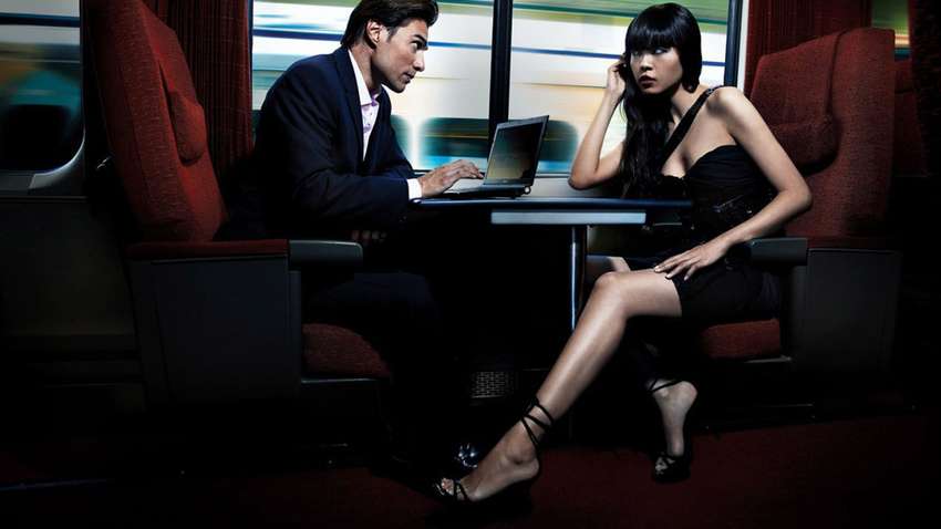 Любить чи ненавидить: як розпізнати сигнали від жінки Любить чи ненавидить: як розпізнати сигнали від жінки