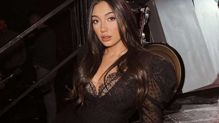 «Пряталась под трупами»: девушка, пережившая нападение ХАМАСа, будет выступать на Евровидении «Пряталась под трупами»: девушка, пережившая нападение ХАМАСа, будет выступать на Евровидении