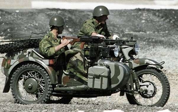 На Заході оцінили мотоциклетні штурми росіян: чи працює тактика