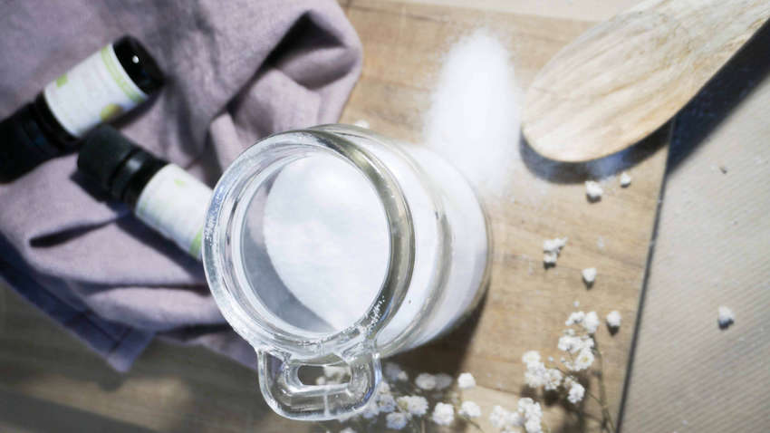 Чем полезна пищевая сода и как ее правильно употреблять Чем полезна пищевая сода и как ее правильно употреблять