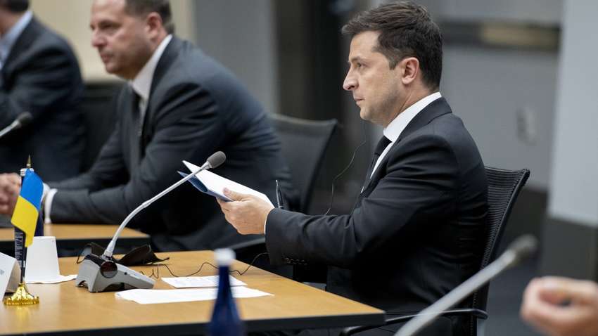 Зеленский в США заявил, что Украине мало поддержки НАТО и нет времени больше ждать