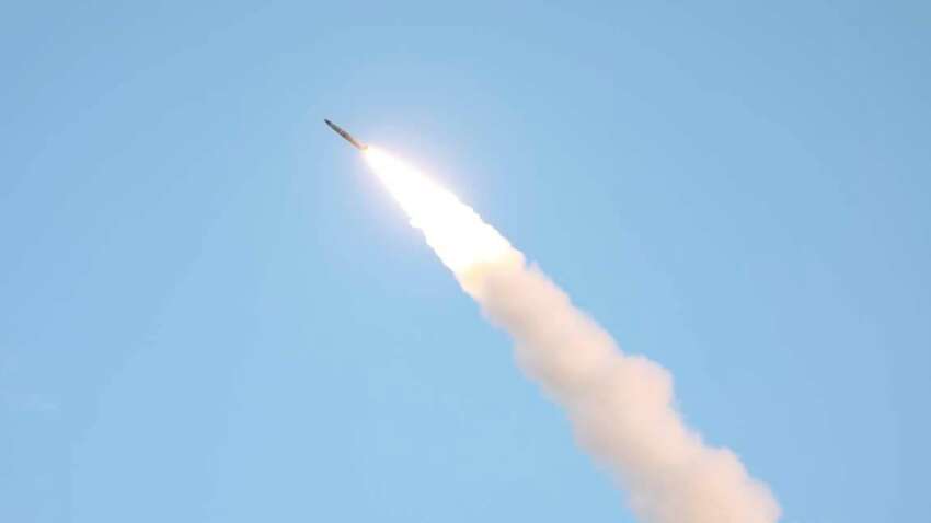 Вночі можливий масований обстріл: ворог запустив "шахеди", підвищена загроза по балістиці 