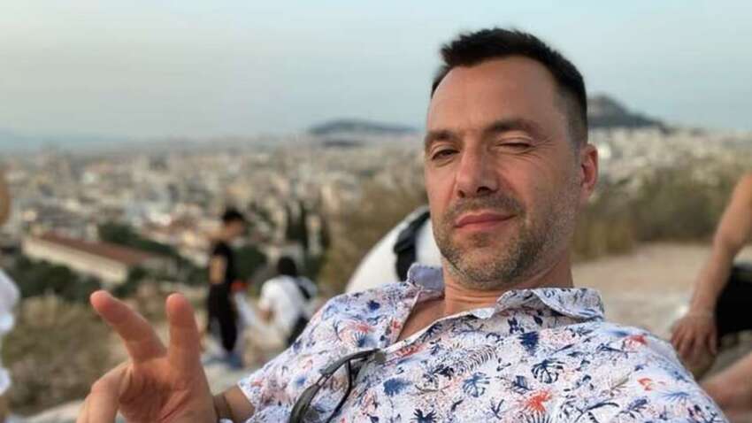 Хороших варіантів для України не залишилося: Арестович про вимушені поступки Росії Хороших варіантів для України не залишилося: Арестович про вимушені поступки Росії