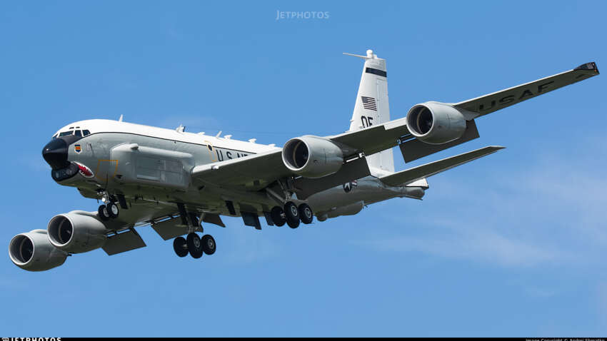 Сверхсекретный самолет-разведчик США заметили на территории России: что известно