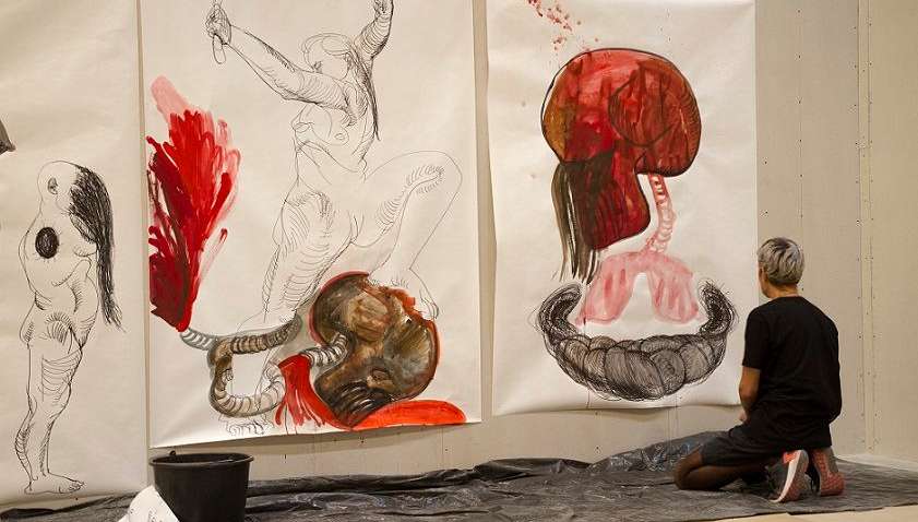 Жахи війни на полотні: українські художники шокували Польщу Жахи війни на полотні: українські художники шокували Польщу