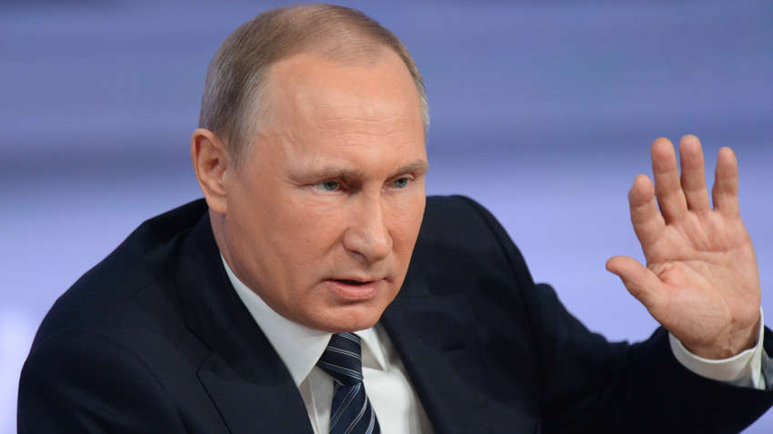 Володимир Путін знову принижений. Тепер він стояв і чекав (ВІДЕО) Володимир Путін знову принижений. Тепер він стояв і чекав (ВІДЕО)