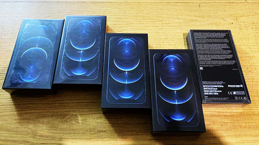 Пограничники остановили первые контрабандные iPhone