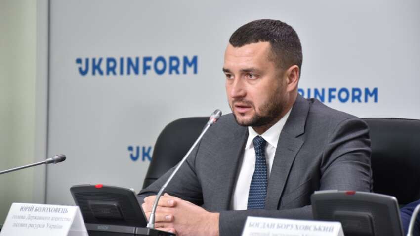 «За три роки ми інвестували у збереження лісів більше, ніж за декілька попередніх десятиліть» - Юрій Болоховець