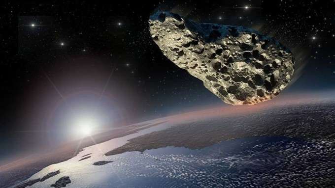 К Земле приближается астероид диаметром в километр