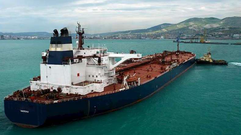 Черговий російський танкер паралізував рух Босфором