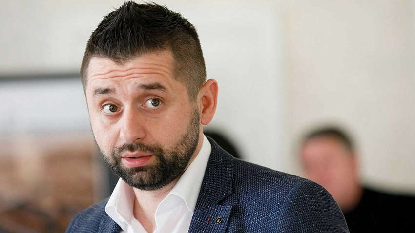 Помешал получить статус кандидата на членство в ЕС: Арахамия ответила на обвинения премьера Грузии Помешал получить статус кандидата на членство в ЕС: Арахамия ответила на обвинения премьера Грузии