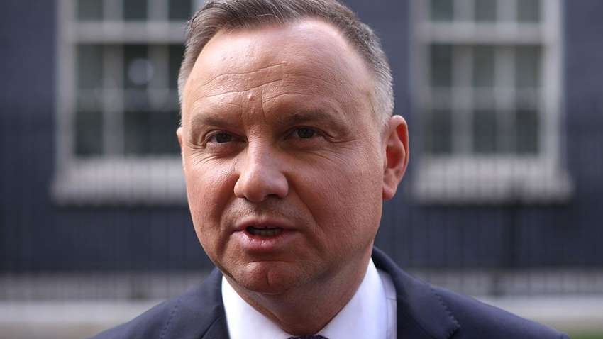 Дуда розповів, за яких умов Польща введе свої війська в Україну Дуда розповів, за яких умов Польща введе свої війська в Україну