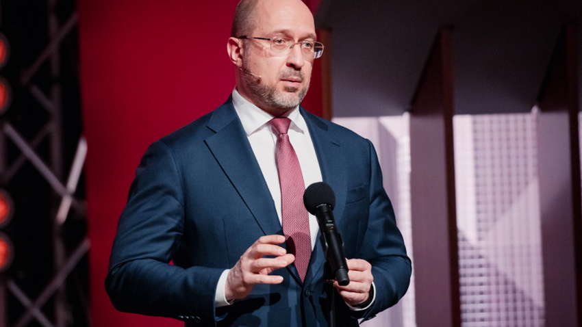 Хватит ли на зиму газа и рабочих блоков АЭС – Шмигаль о веерных отключениях