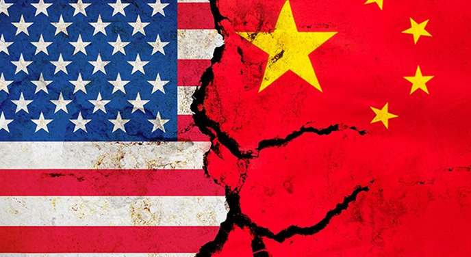 Китайський нафтовий танкер змінює назву, щоб уникнути санкцій США