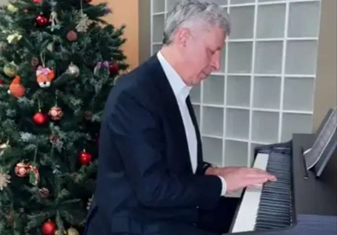 Пробный шар Бойко: сколько людей в Украине против сноса памятников Пушкину и Булгакову Пробный шар Бойко: сколько людей в Украине против сноса памятников Пушкину и Булгакову