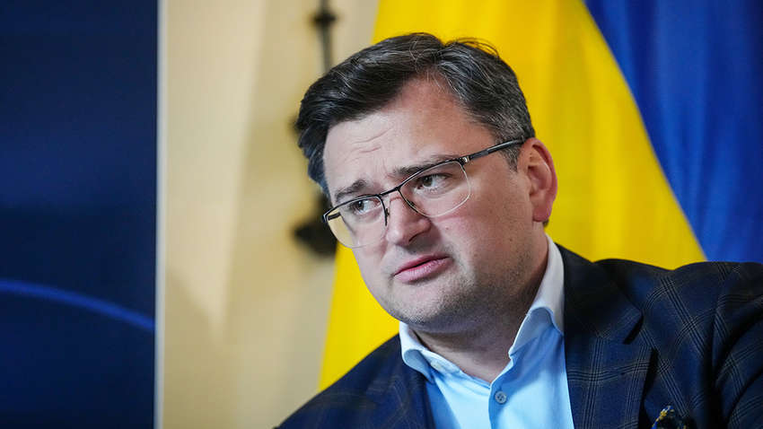 Это война не только Путина: Кулеба ответил Шольцу по поводу запрета для въезда россиян Это война не только Путина: Кулеба ответил Шольцу по поводу запрета для въезда россиян