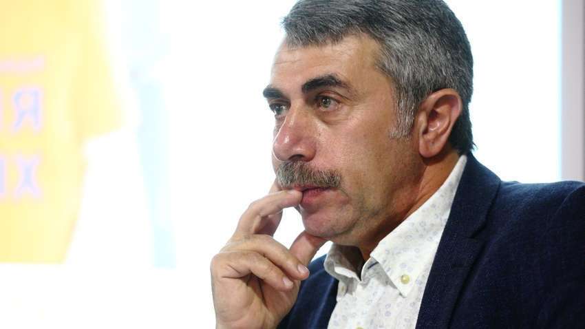 Комаровський розповів, чи полегшують протизапальні засоби COVID-19
