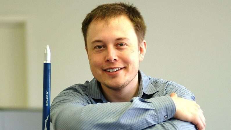 Пересадка волосся та ботокс: хто зі знаменитостей змінив свою зовнішність Пересадка волосся та ботокс: хто зі знаменитостей змінив свою зовнішність