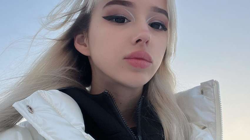 Українська блогерка-мільйонниця потрапила у скандал через російський серіал про бандитів та гопників Українська блогерка-мільйонниця потрапила у скандал через російський серіал про бандитів та гопників