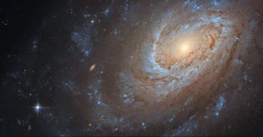 У Мережі з'явилося фото "загубленої галактики": чарівне видовище