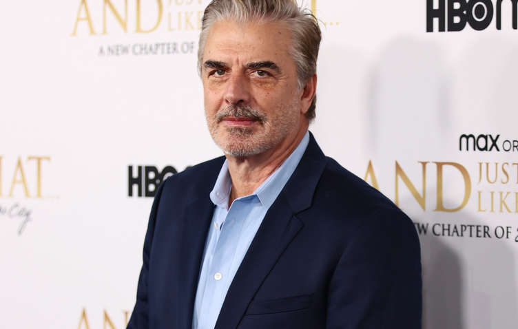 Крис Нот попал в скандал: две женщины обвинили его в изнасиловании Крис Нот попал в скандал: две женщины обвинили его в изнасиловании