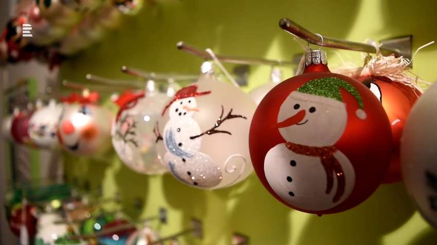 Українськими іграшками прикрашають ялинки у 27 країнах світу