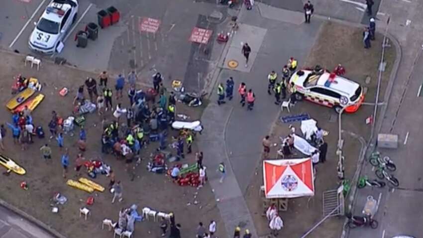 Масова стрілянина в Сіднеї: кривавий напад під час святкування Хануки на пляжі - багато загиблих Масова стрілянина в Сіднеї: кривавий напад під час святкування Хануки на пляжі - багато загиблих