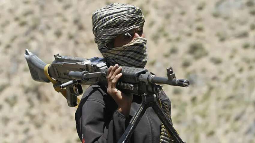 Facebook будет удалять контент, связанный с "Талибаном"