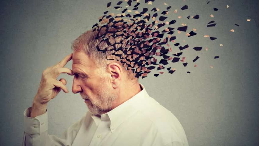 Пять тревожных признаков деменции: они появляются за годы до установления диагноза