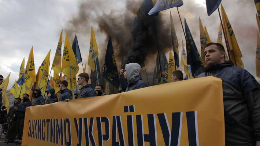 В Киеве состоялся Марш Нации с участием Нацкорпуса В Киеве состоялся Марш Нации с участием Нацкорпуса